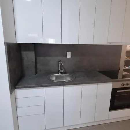 Stan Na Dan Beoshoping 아파트