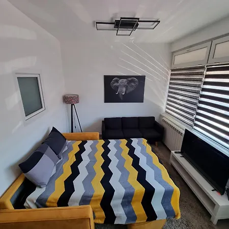 아파트 Stan Na Dan Beoshoping 베오그라드