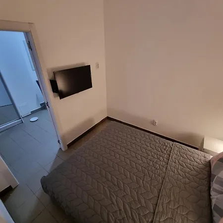 Stan Na Dan Beoshoping 아파트